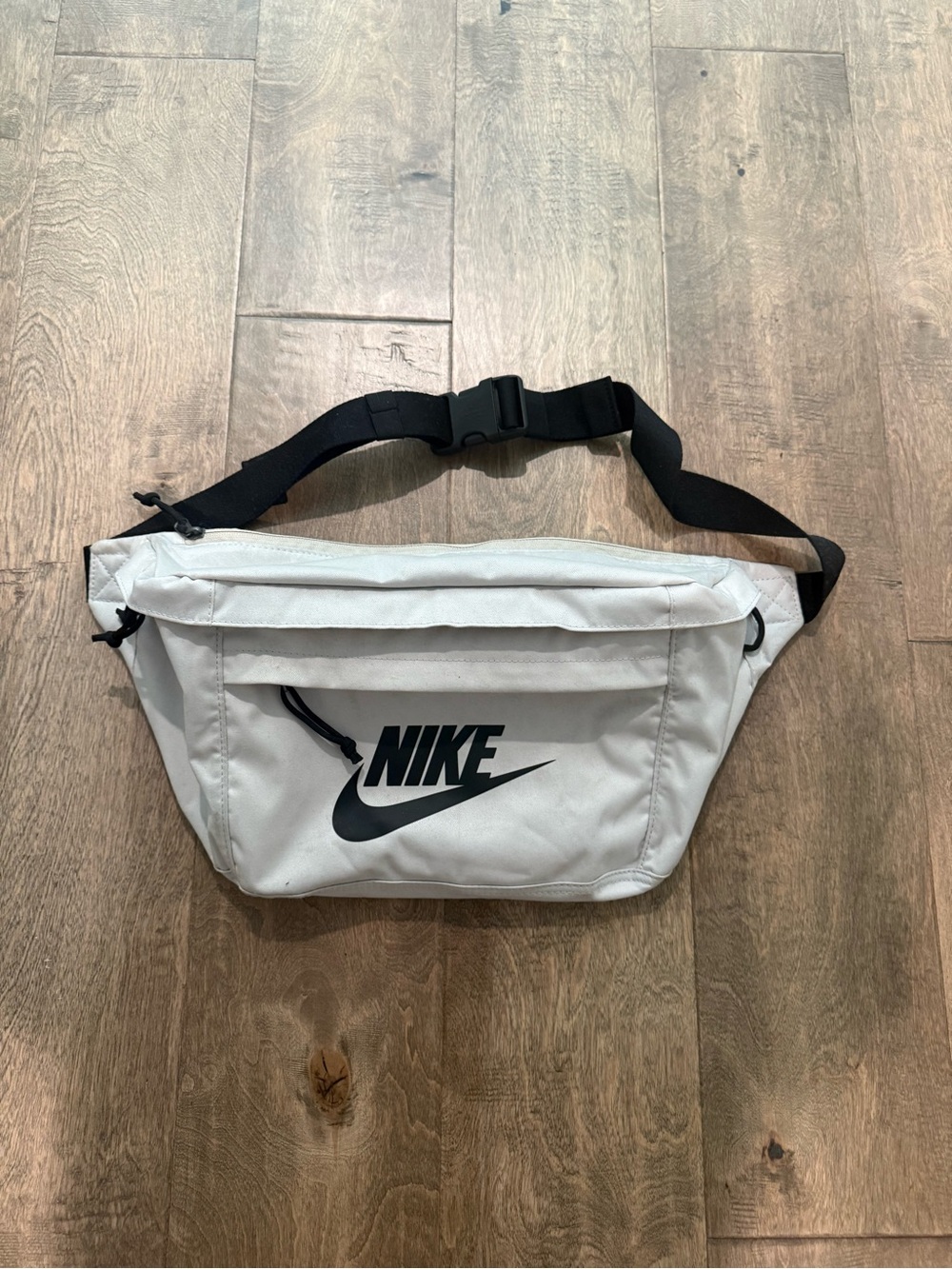 Nike White/creme and Black Logo Waist Bag
